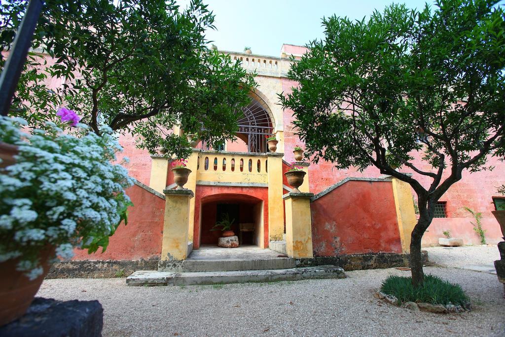 Palazzo Laura Bed & Breakfast Morciano di Leuca Exterior photo