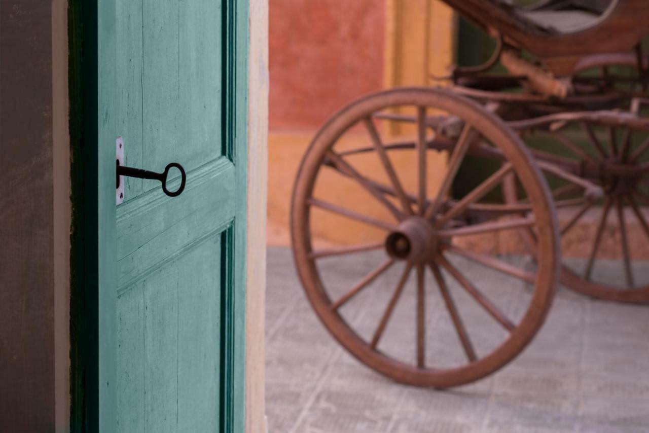 Palazzo Laura Bed & Breakfast Morciano di Leuca Exterior photo