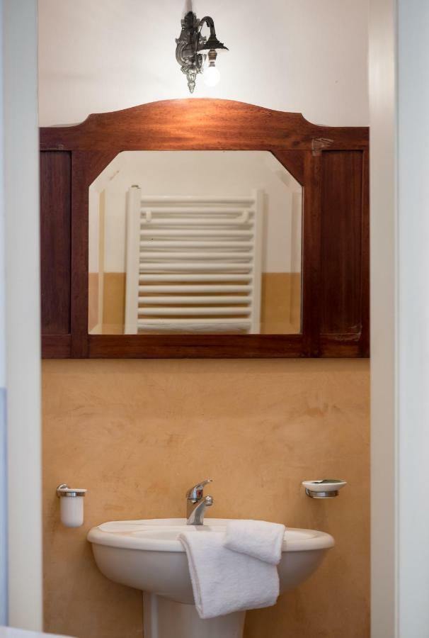 Palazzo Laura Bed & Breakfast Morciano di Leuca Exterior photo